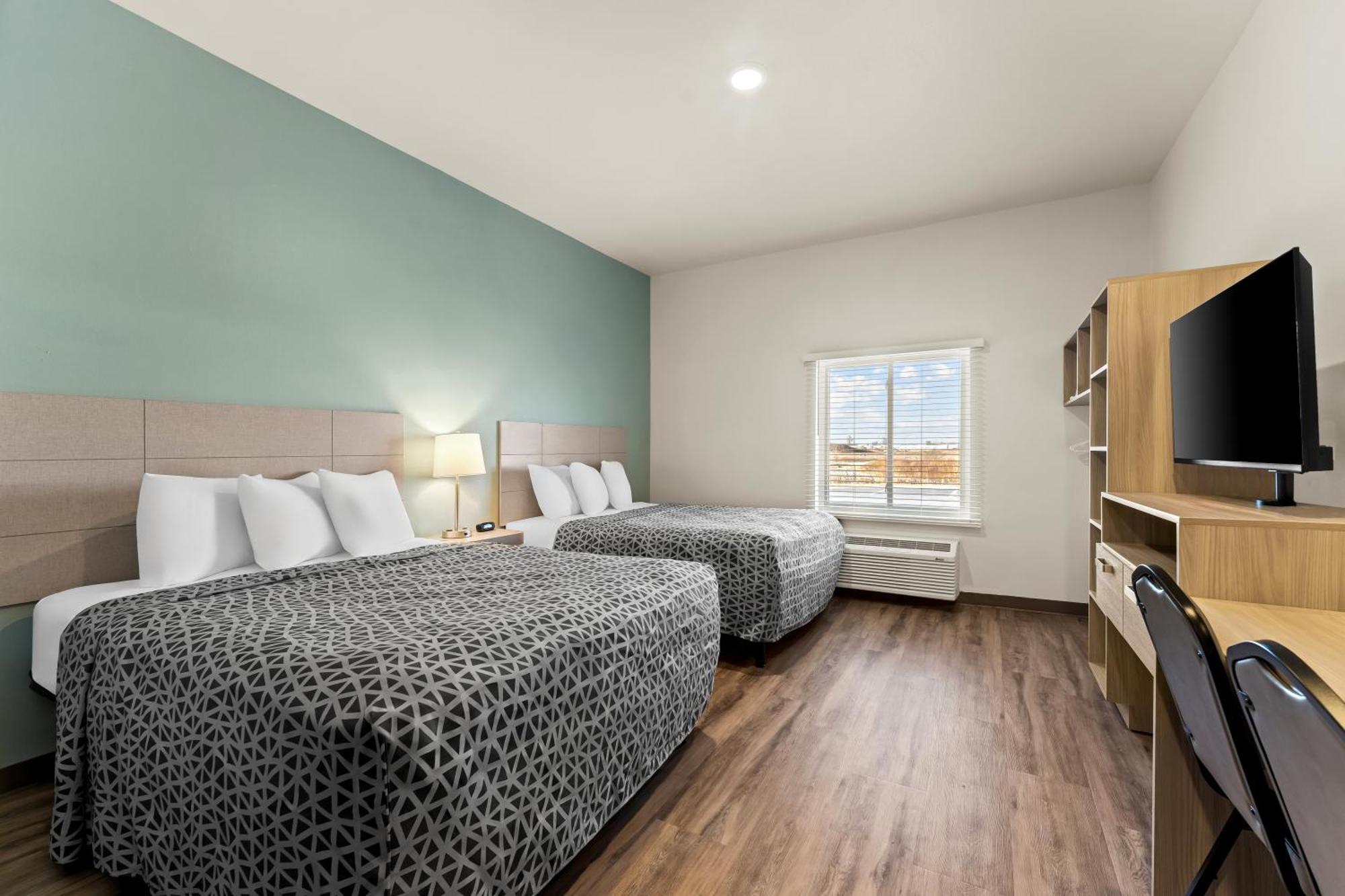 Woodspring Suites Easton Nazareth Exterior photo
